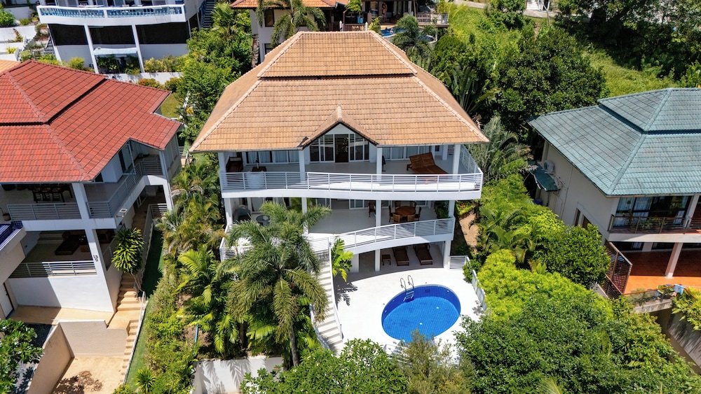 Ocean View Villa Pool Near Beach V224