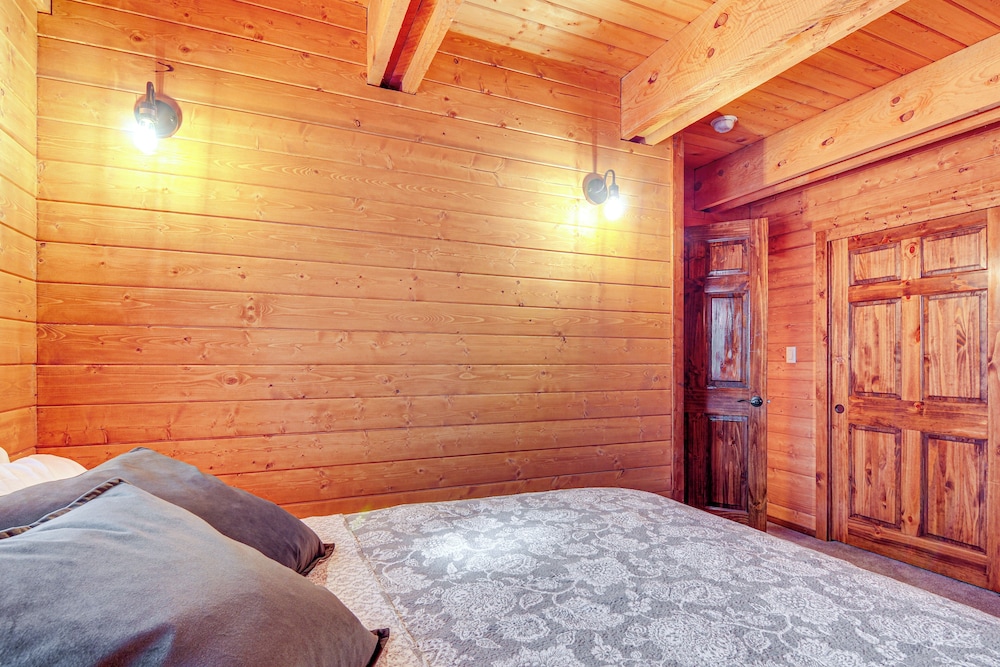 Near National Parks: Duck Creek Cabin Retreat
