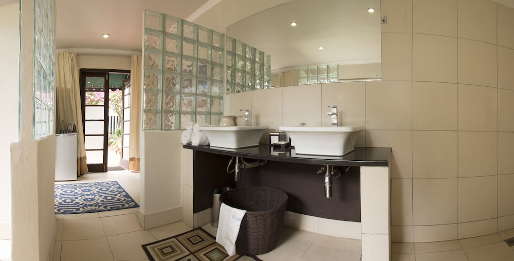 Armadale Boutique Hotel & Villas