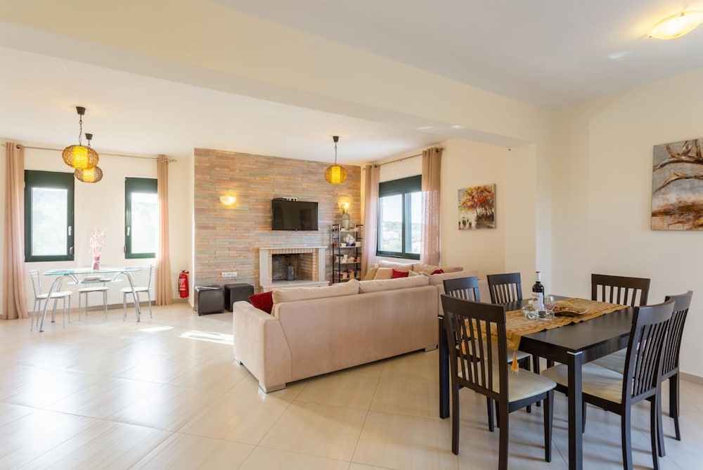 Villa Olive in Gerani