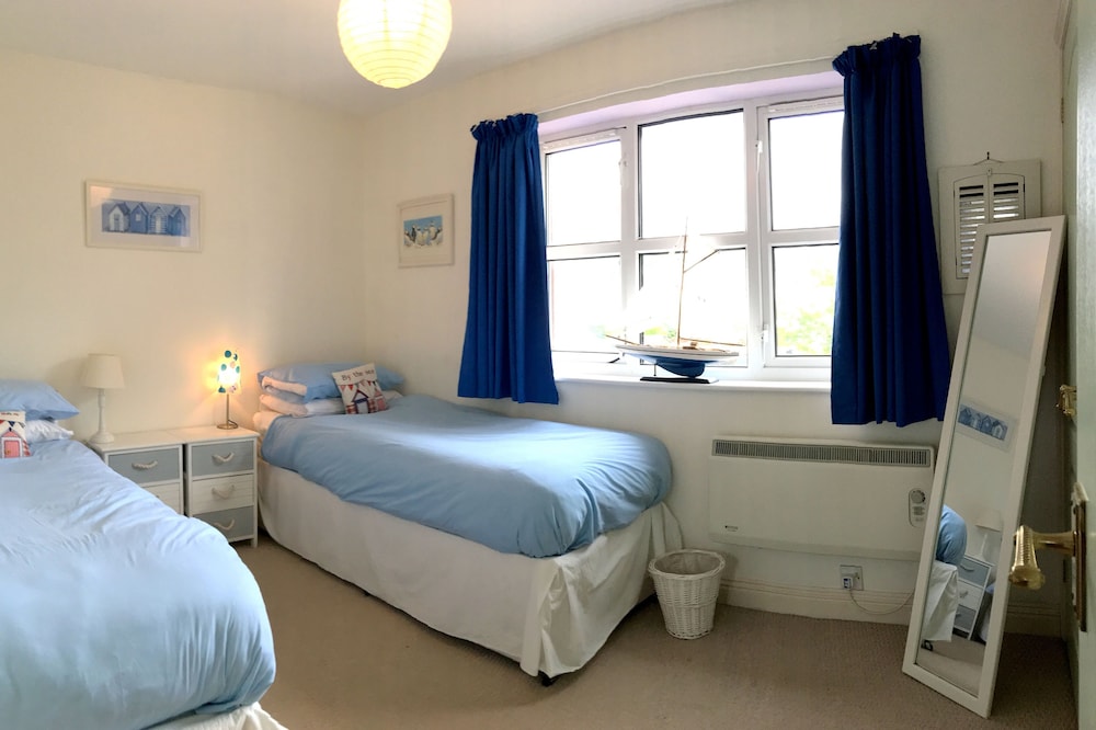 Braunton Nook 2 Bedrooms view 2