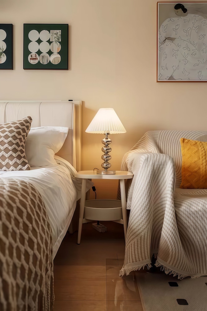 Shanghai Hills & Chiya BoutiqueApartment