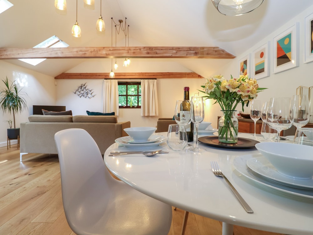 The Cart Lodge at Grove Barn