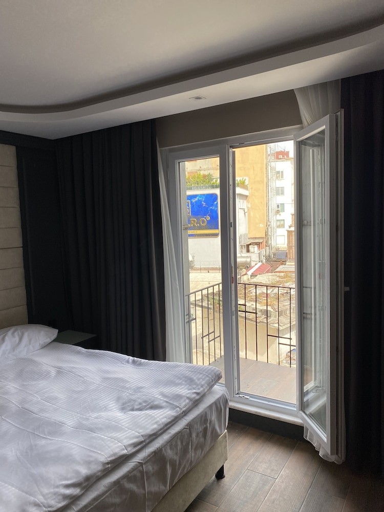 Delta Hotel Istanbul - Image 35