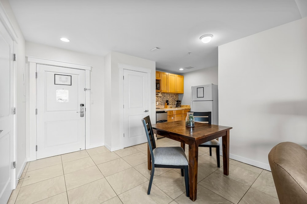 Origin at Seahaven by Panhandle Getaways