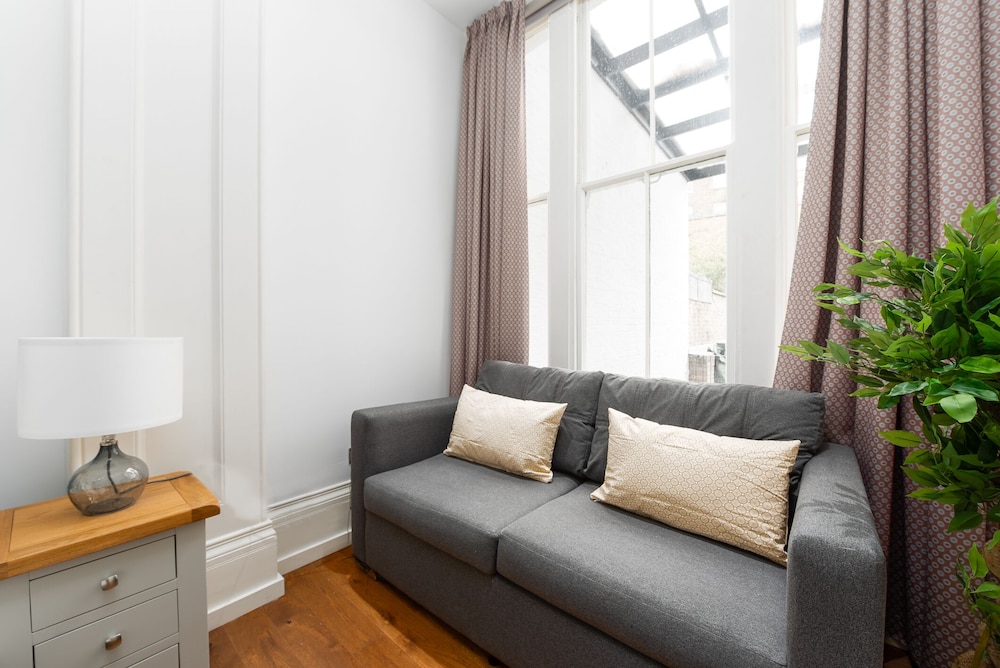 Bayswater by CAPITAL