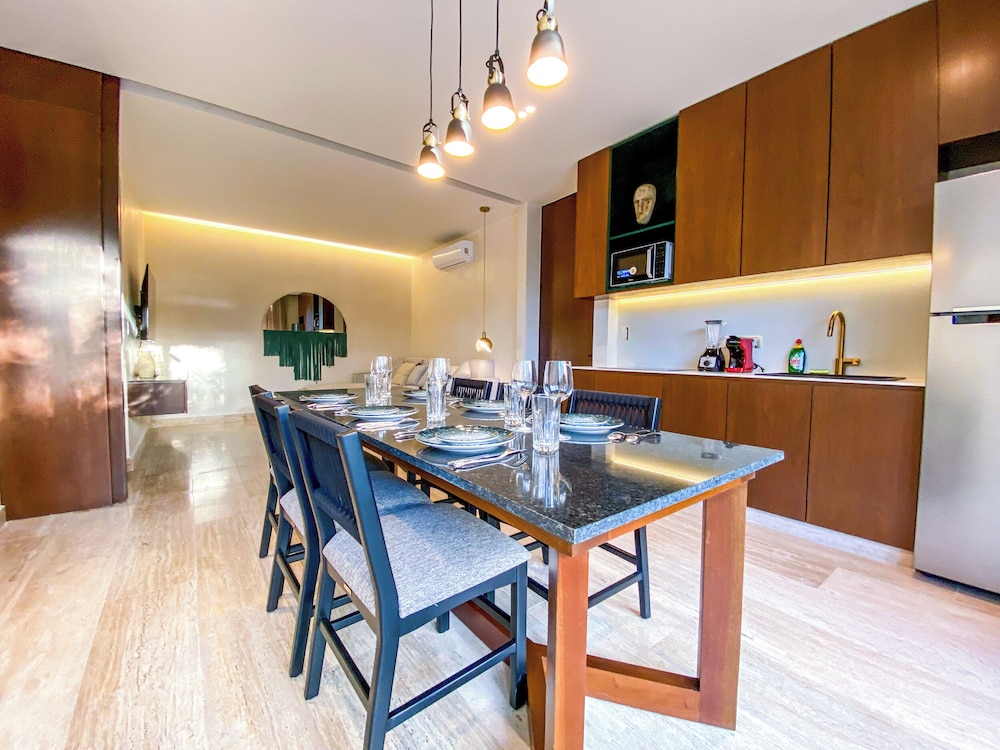 Modern Retreat near Aldea Zama