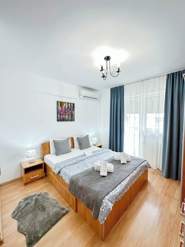 Sunrise Apartments City Center