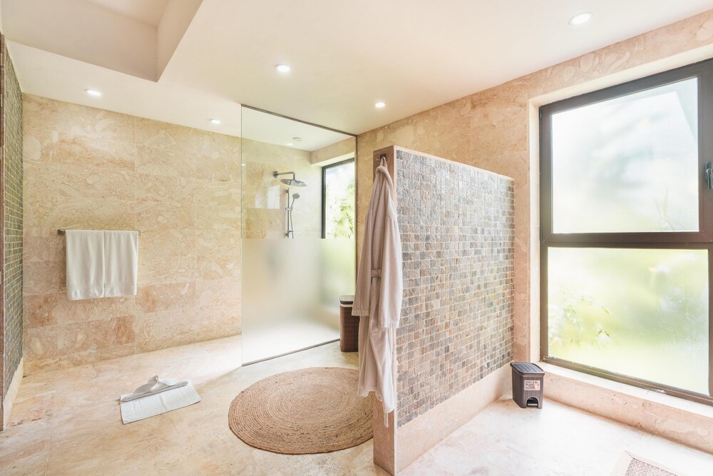 Mesmerizing Villa With Jacuzzi Maid in Cap Cana
