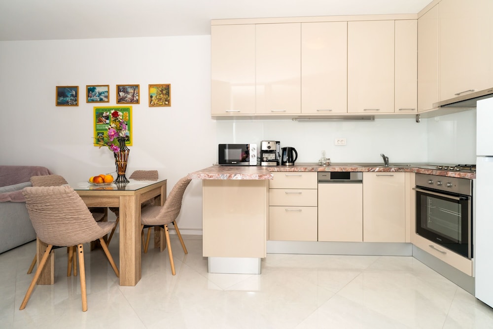 A1 - Modern apt With the Terrace & sea View view 5