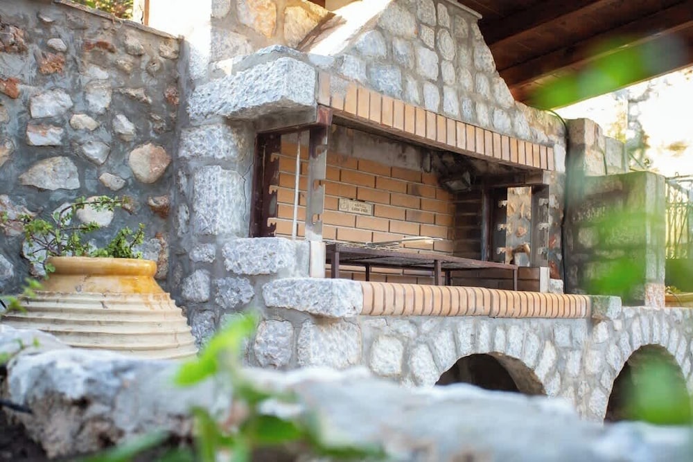 Kitta Mani Towerhouse - Mountain Views Garden