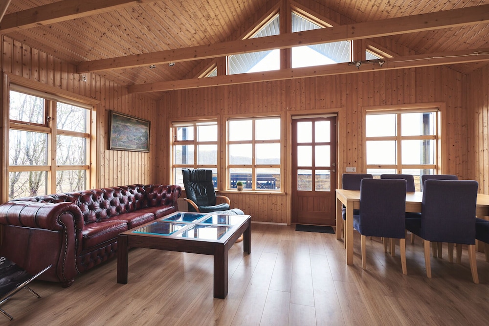 Geysir Cabin - Next to Geysir & Gullfoss view 4