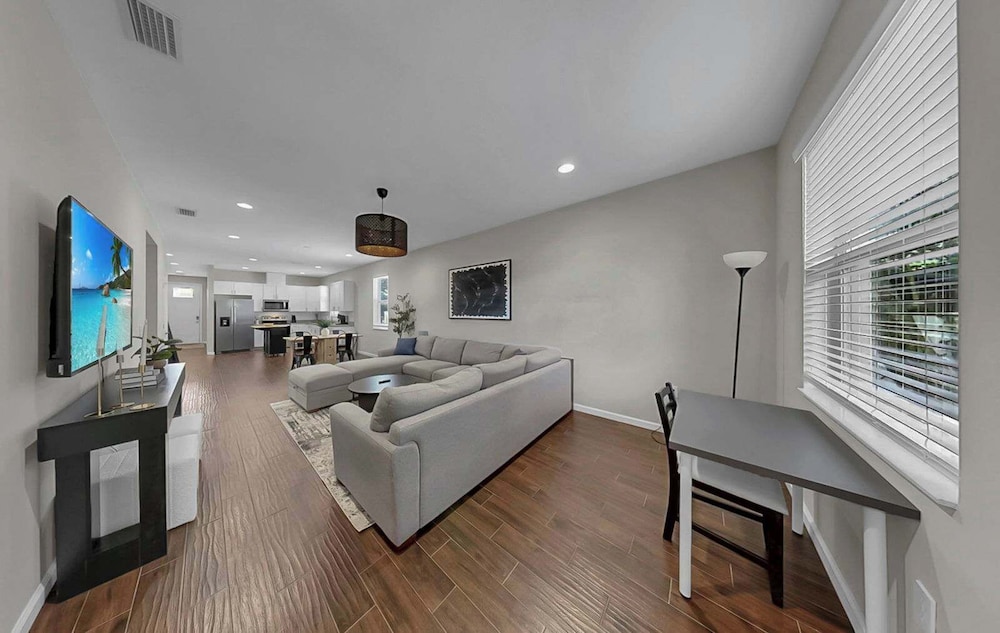Cozy Downtown Tampa Retreat
