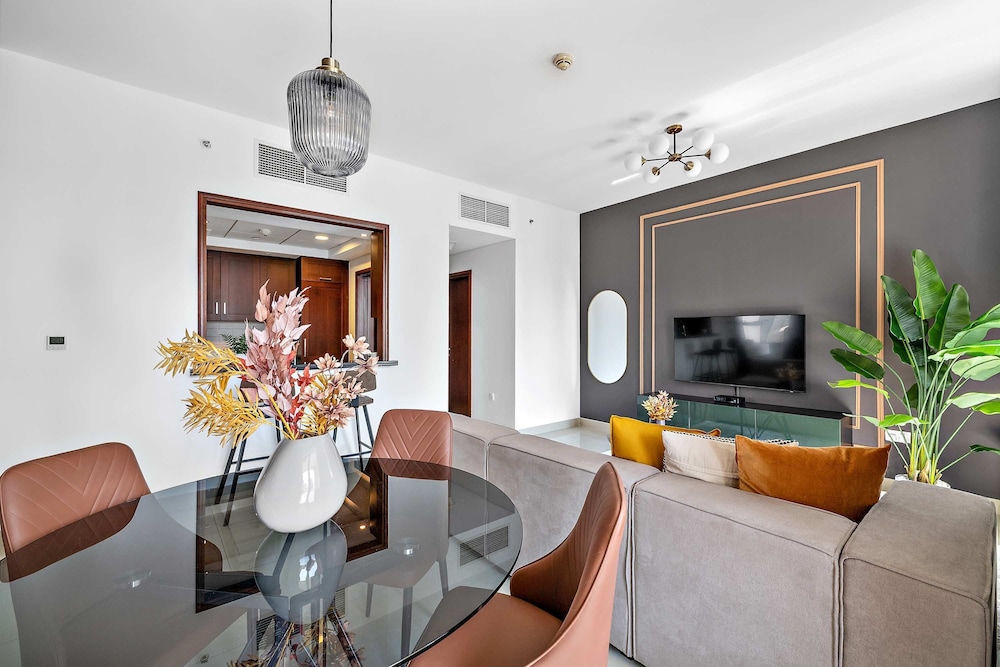 Silkhaus Near Burj Khalifa Modern High Floor