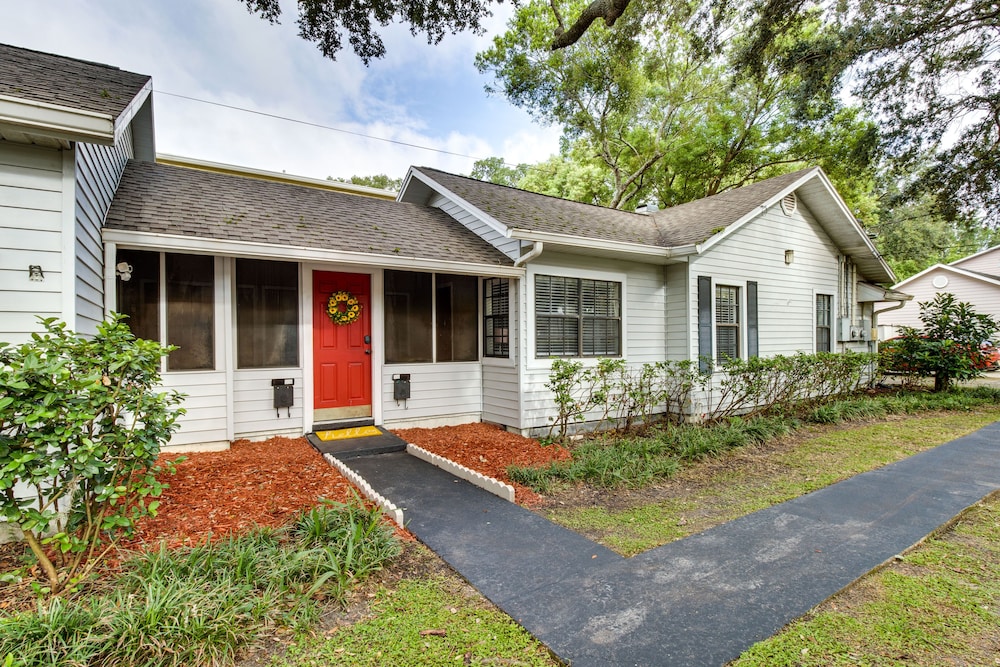 Orlando Golden Girls Retreat: Prime Location!