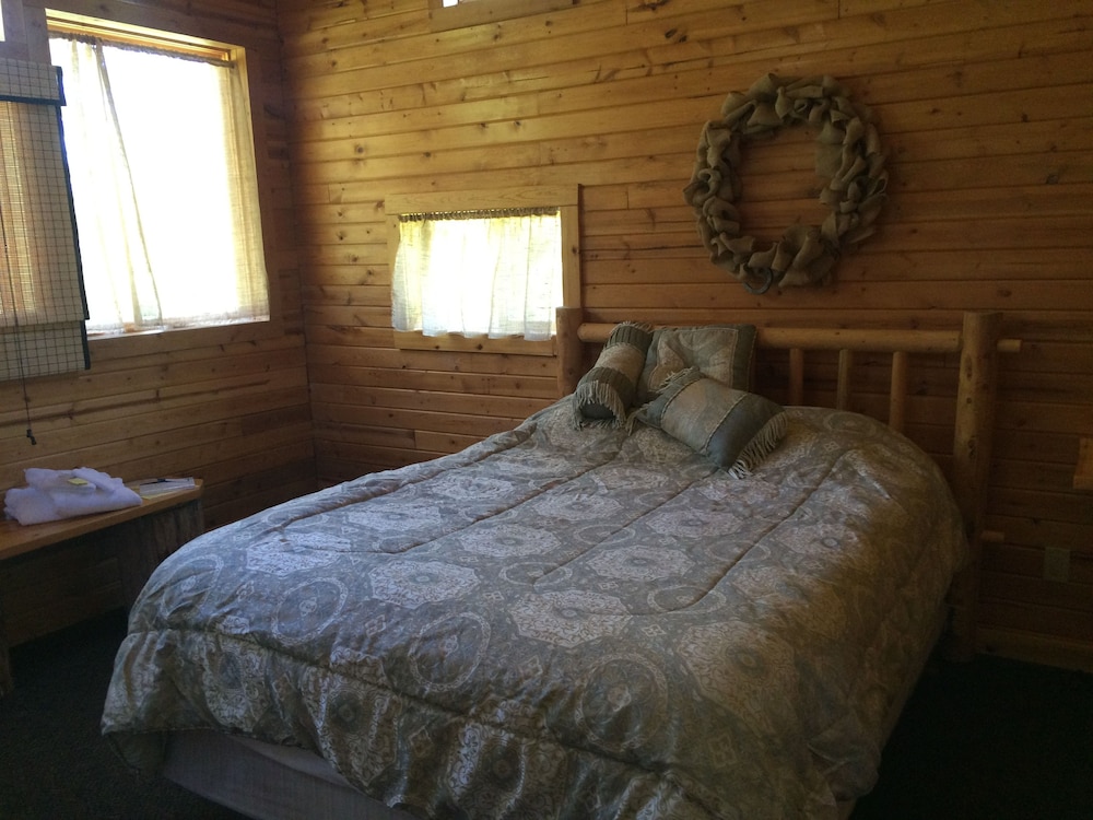 Boulder Creek Lodge - Campsite
