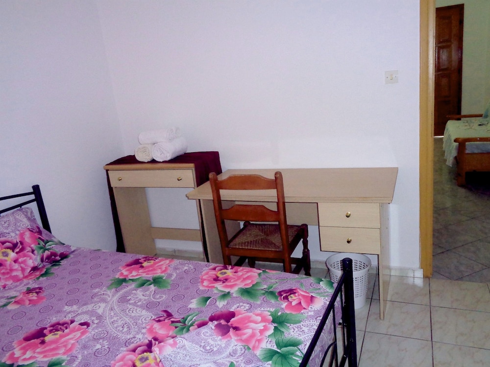 Elena's House