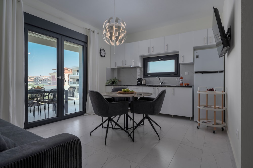 White Pearl Suites Halkidiki