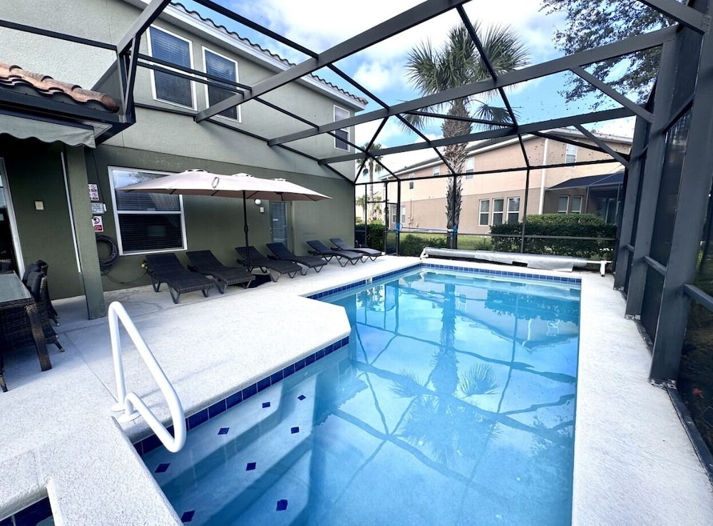 Solterra 6Br Retreat W/ Lazy River & Water Slide