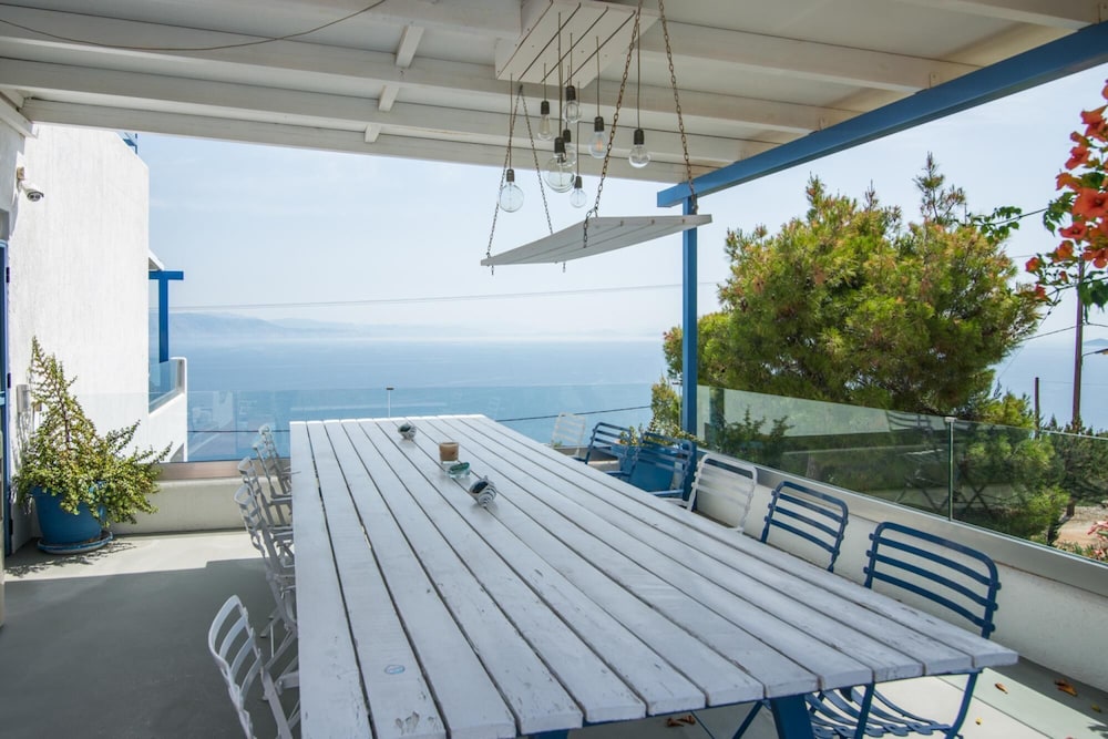 White - Blue Villa by Unique Villas Collection view 4