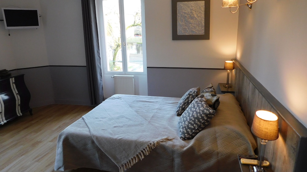 Le Relais De La Tour photo 2