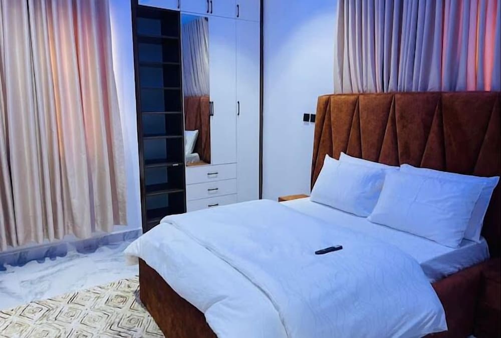 Zizi Luxury Homes and Apartment