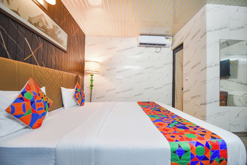 Fabhotel Heritage Residency