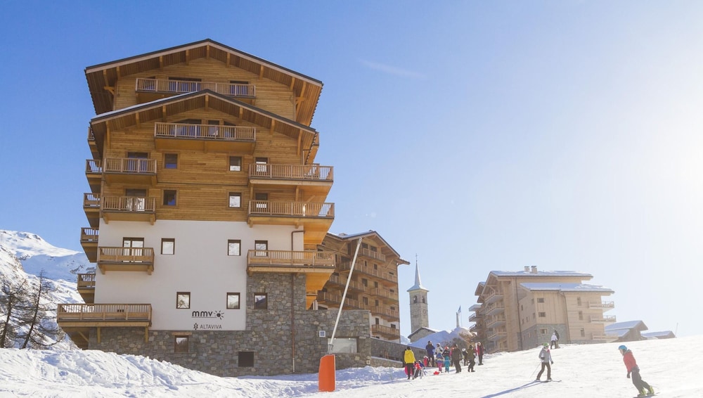 Apartment in Tignes With Spa & Pool