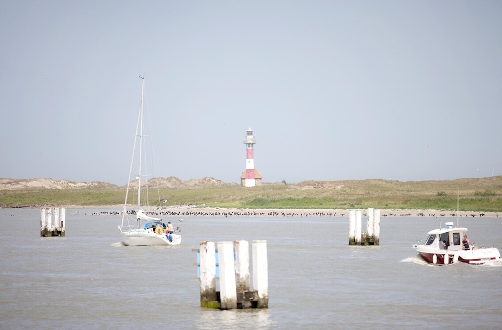 Peaceful Coastal Stay