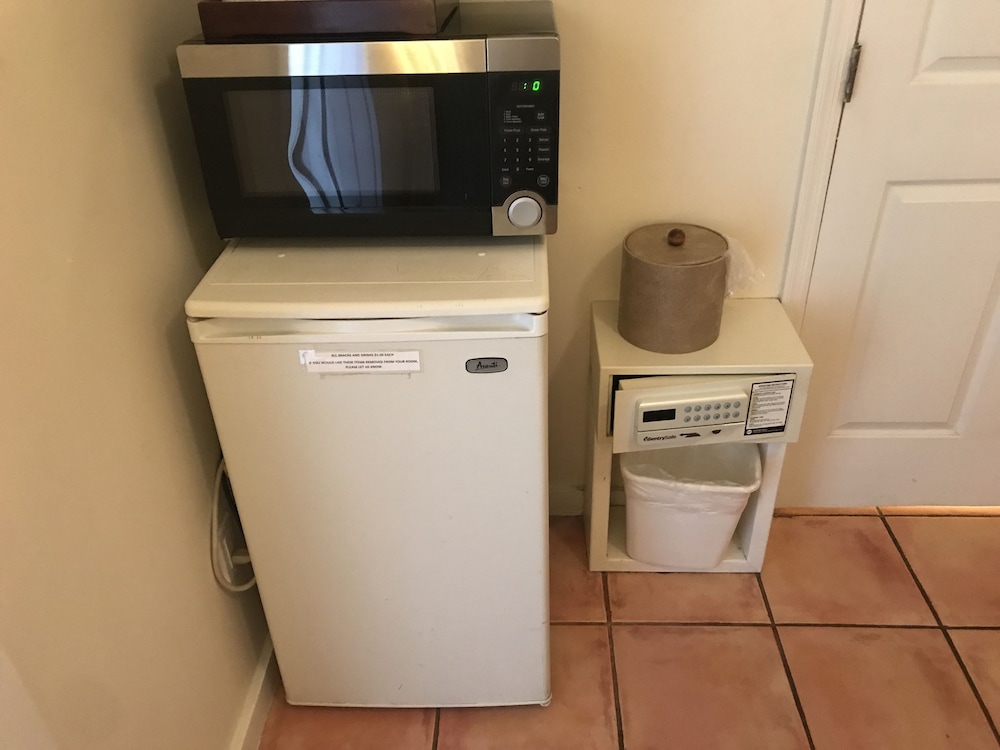 New Orleans House - Gay Men Adult Resort