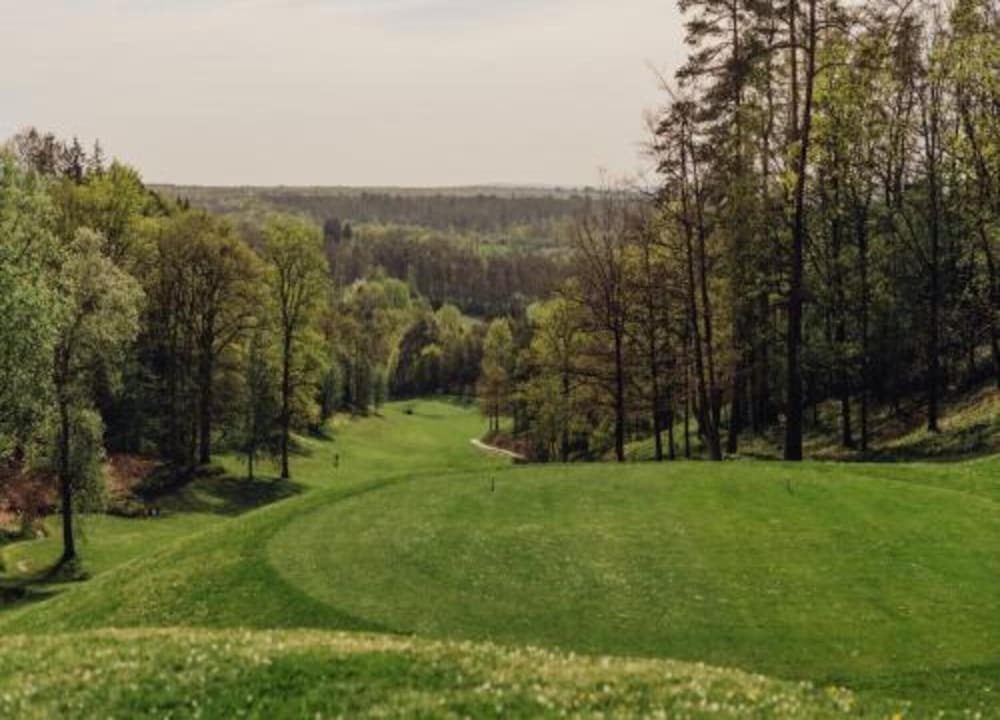 Elegant Stay Near Durbuy
