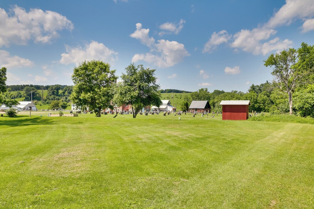 Gas Grill & Porch: Rural Hixton Vacation Home!