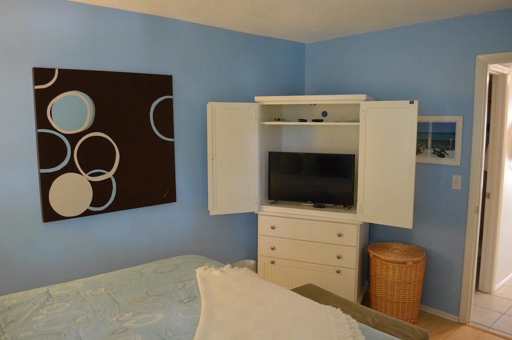 Cove II 822F 2 Bedroom Condo By Midnight Cove II