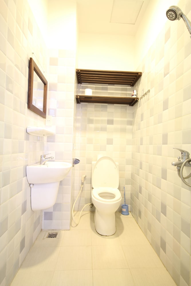 Smiley Apartment 13 - Adults Only