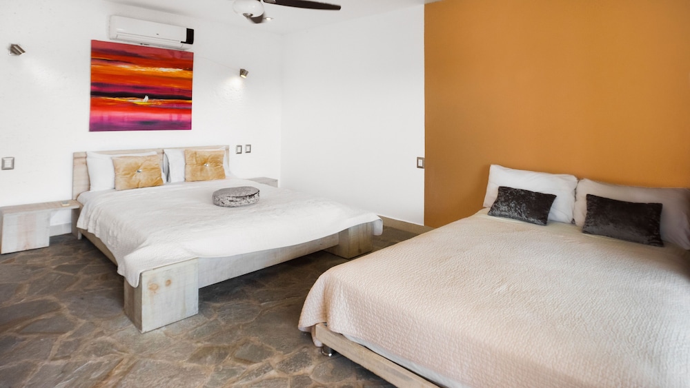 Villas Agua Dulce