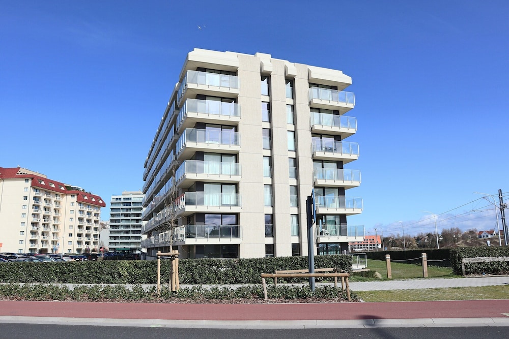 Apartment in Nieuwpoort Near Sandy Beaches