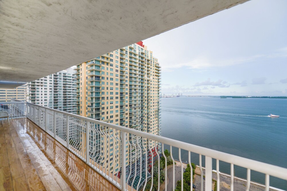 Chic Brickell Condos – Prime Location
