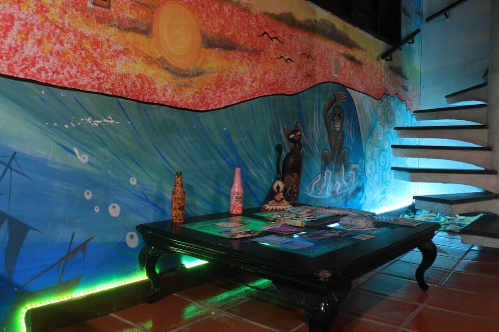 Macaco Surf House - Hostel