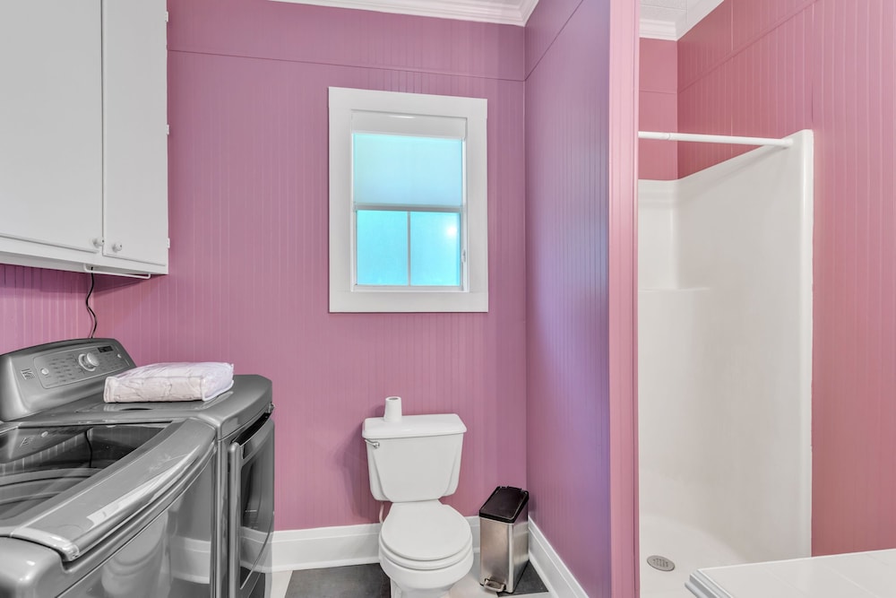 Retro Revival With Modern Luxury 3 Bedroom Home