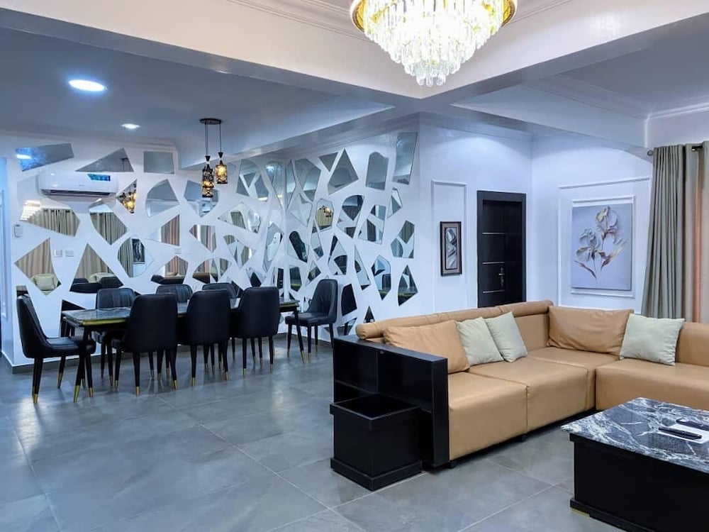 Lux Ocean View Penthouse Apartment