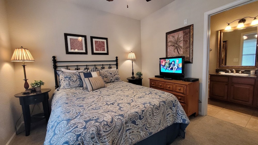 Bp421cp 3 Bed Condo At Bella 3 Bedroom Condo