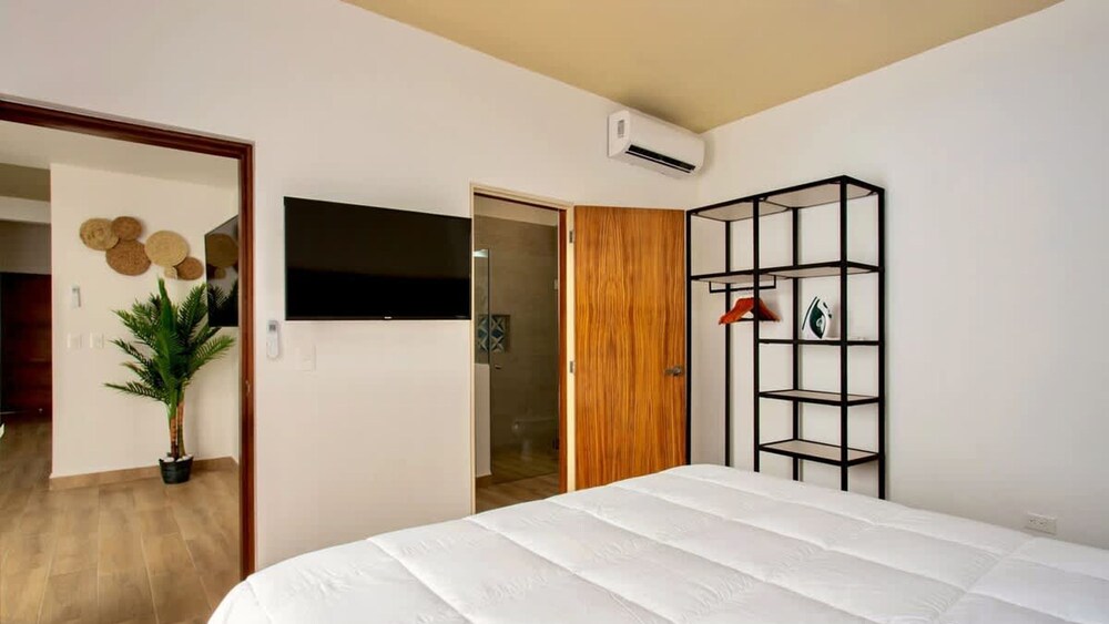 Great Located Spacious 2 BR Apartment With Amazing Terrace by Waves Management