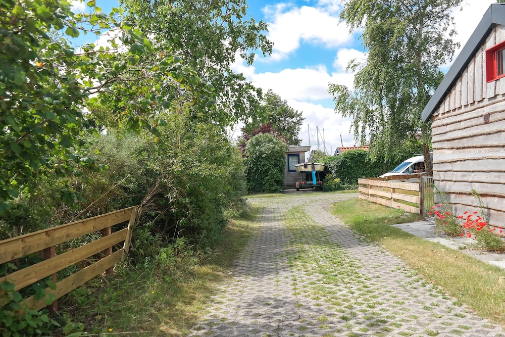 Photo 28