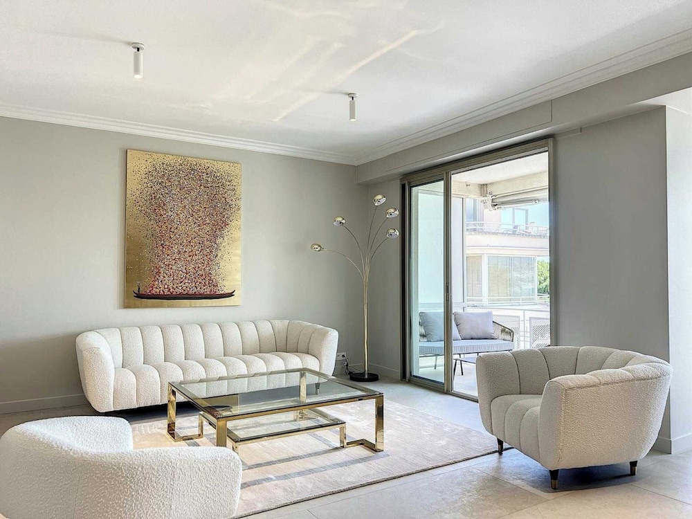 Apartment With Sea View Terrace