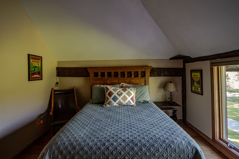 Saint Huberts Lodge