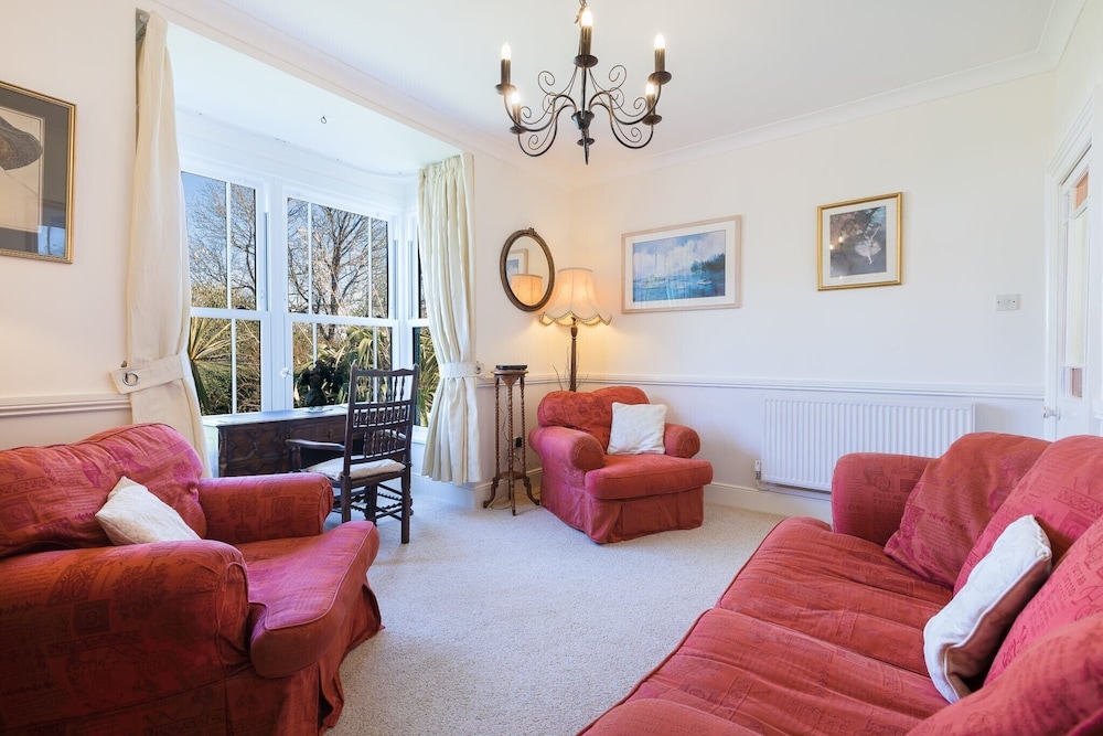 Glenside House