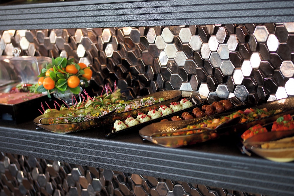 Momento Golden Horn Otel - Image 27