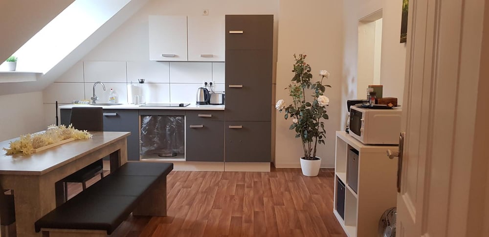 Wuppertal Vacations - SP Hotels- Apartment an der Wiesenstrae - Property Image 2