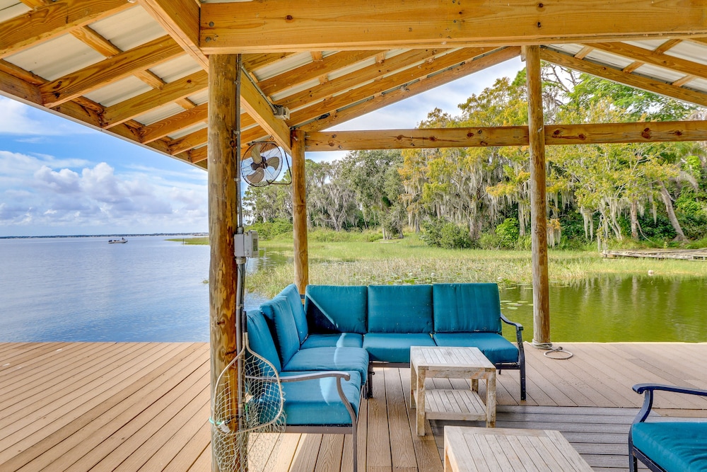 Lake Placid Vacations - Florida Retreat w/ Patio, Boat Dock Shuffleboard - Property Image 19