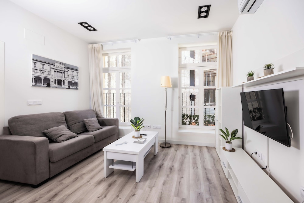 Apartamentos Turísticos Gran Vía